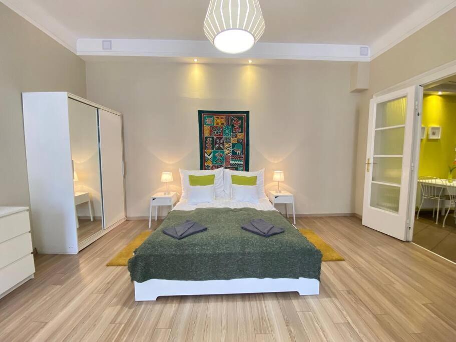 Orangehomes One Bedroom Comfy Apartment Budapeste Exterior foto