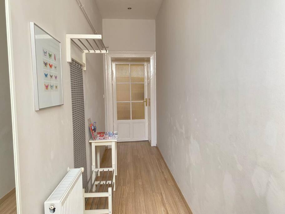Orangehomes One Bedroom Comfy Apartment Budapeste Exterior foto